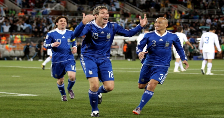 阿赞vs马舒贾足球俱乐部直播_24小时阿赞vs马舒贾足球俱乐部直播_无插件阿赞vs马舒贾足球俱乐部直播频道-24直播